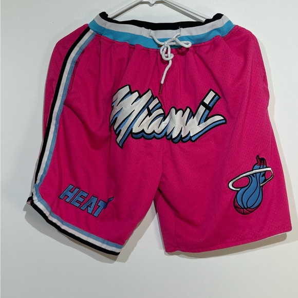 VINTAGE Just Don Miami Heats Men Shorts S Pink Retro Embroidered Team Logo NBA - Picture 2 of 5